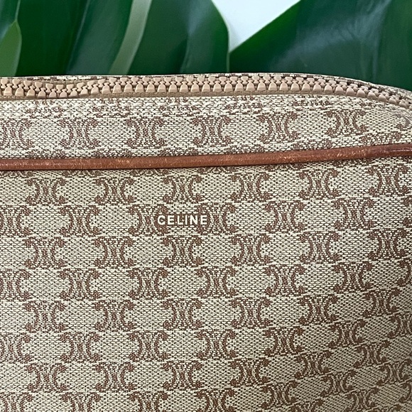 Celine Clutch – Cognac & Beige Signature Pattern - Picture 8 of 13